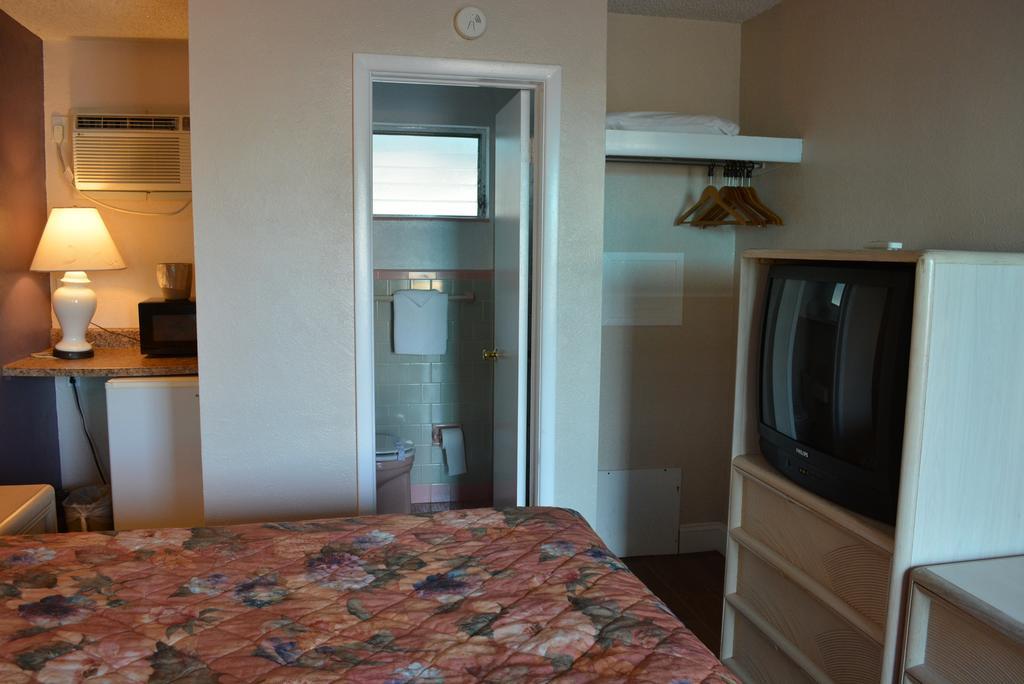 Royal Court Motel Wildwood Luaran gambar