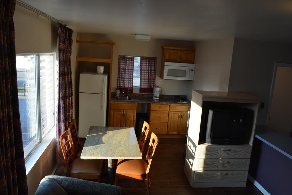 Royal Court Motel Wildwood Luaran gambar